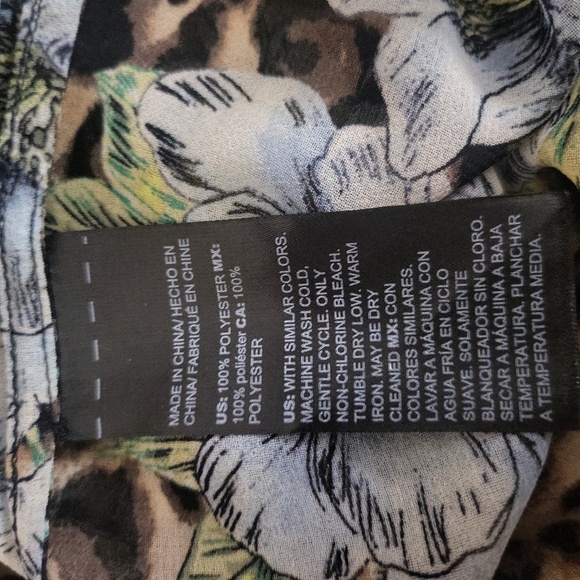 White House Black Market Leopard Floral Chiffon Blouse M - Picture 12 of 12